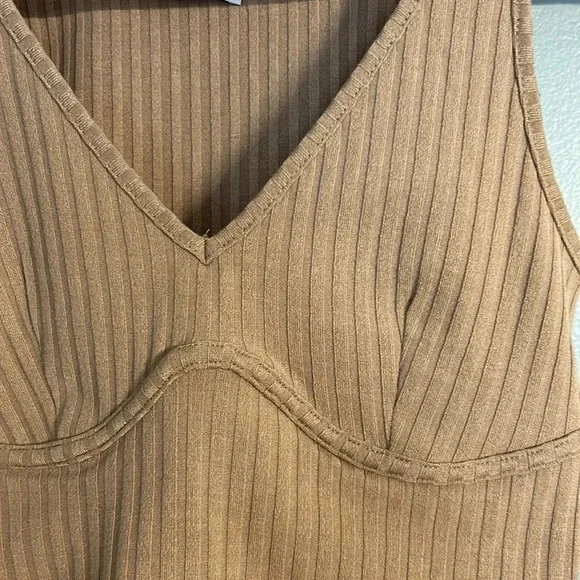 Princess Polly Koda Sleeveless Top, Sz 2, Brown, Tan, Ribbed Corset, V-Neck Tank - Picture 3 of 7
